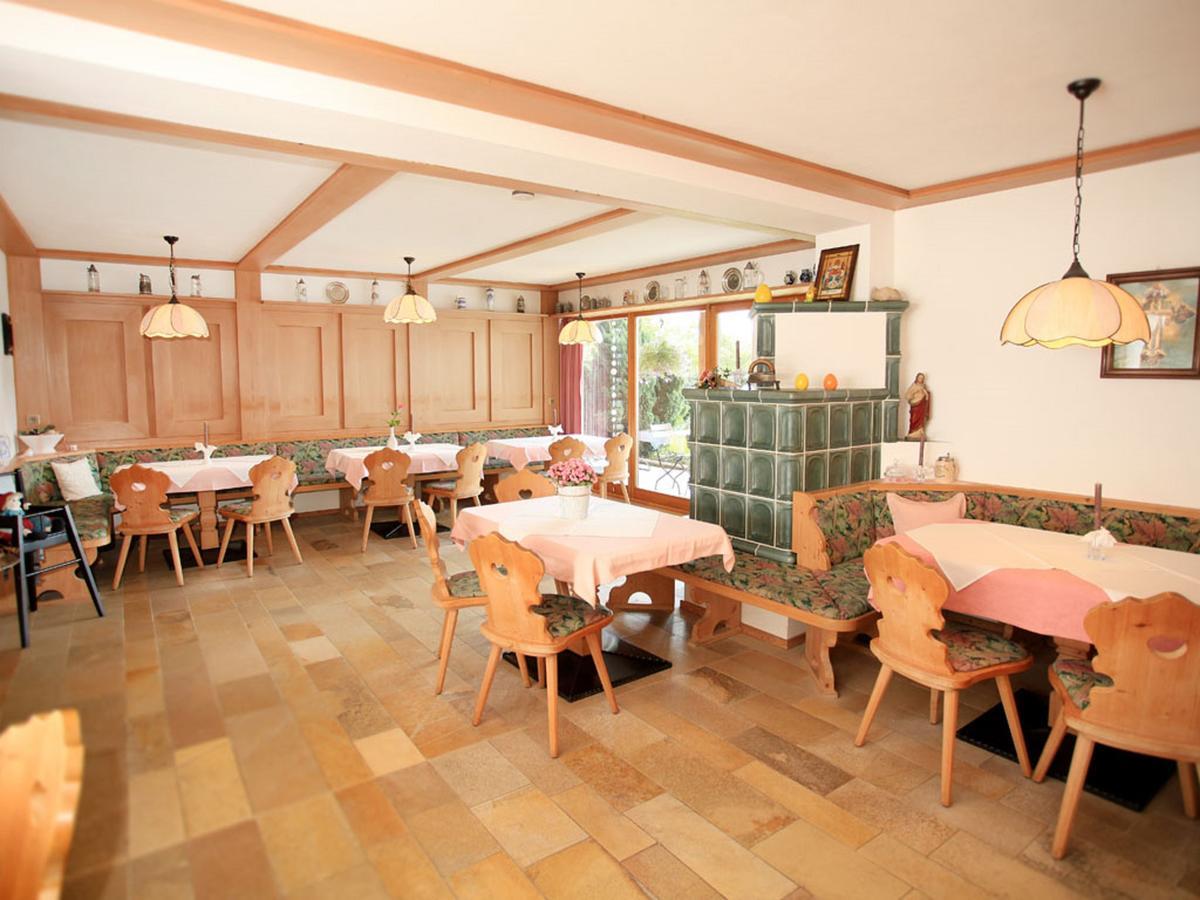 Pension Arzberghof Beilngries Exteriör bild