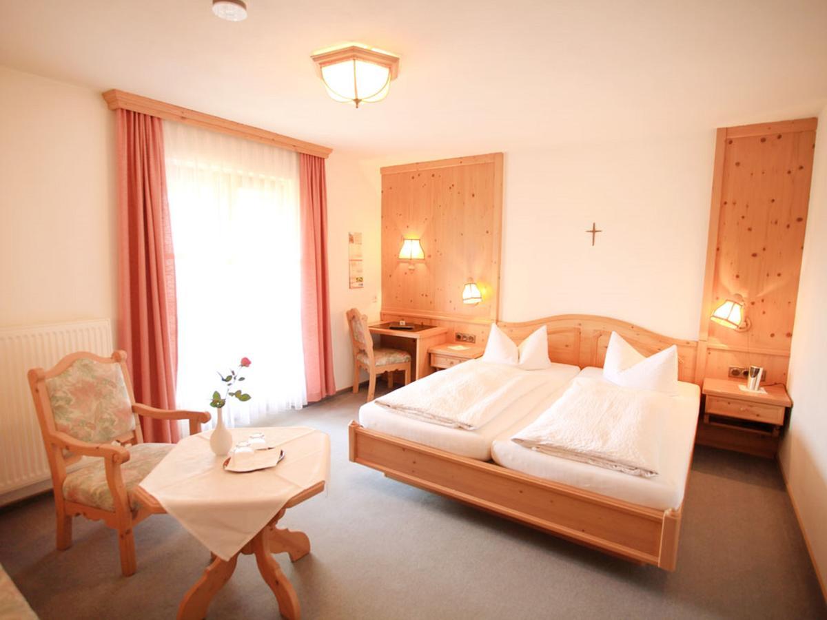 Pension Arzberghof Beilngries Exteriör bild
